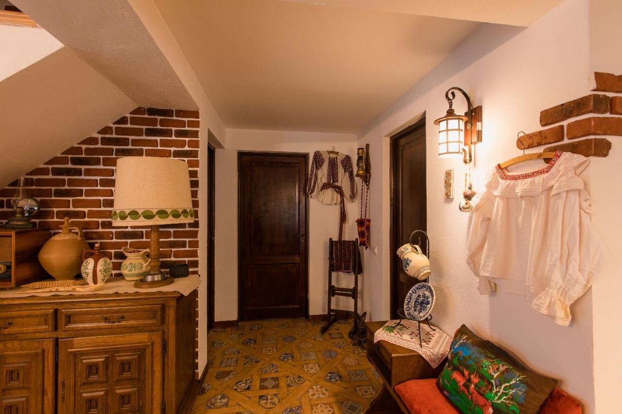 Casa Cu Cerdac Villa Nucşoara Buitenkant foto