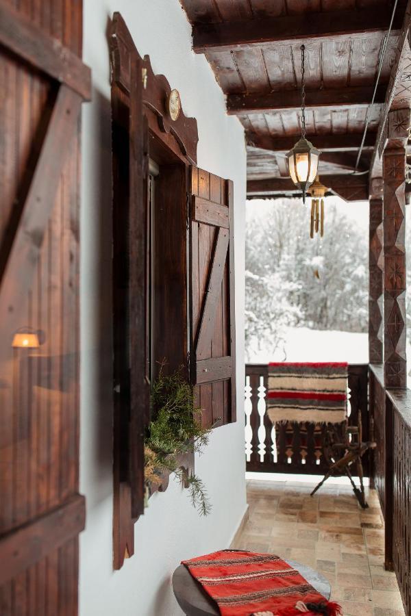 Casa Cu Cerdac Villa Nucşoara Buitenkant foto