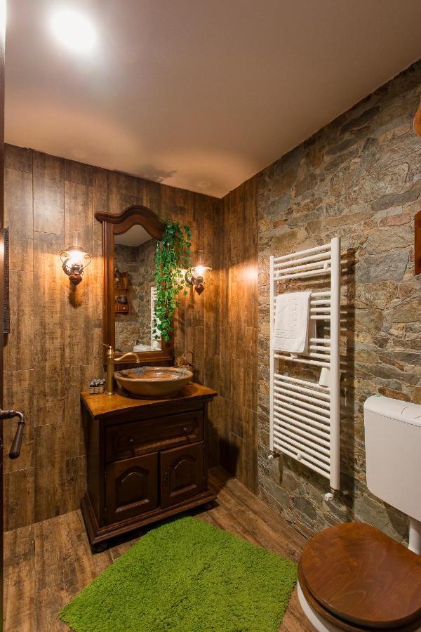 Casa Cu Cerdac Villa Nucşoara Buitenkant foto
